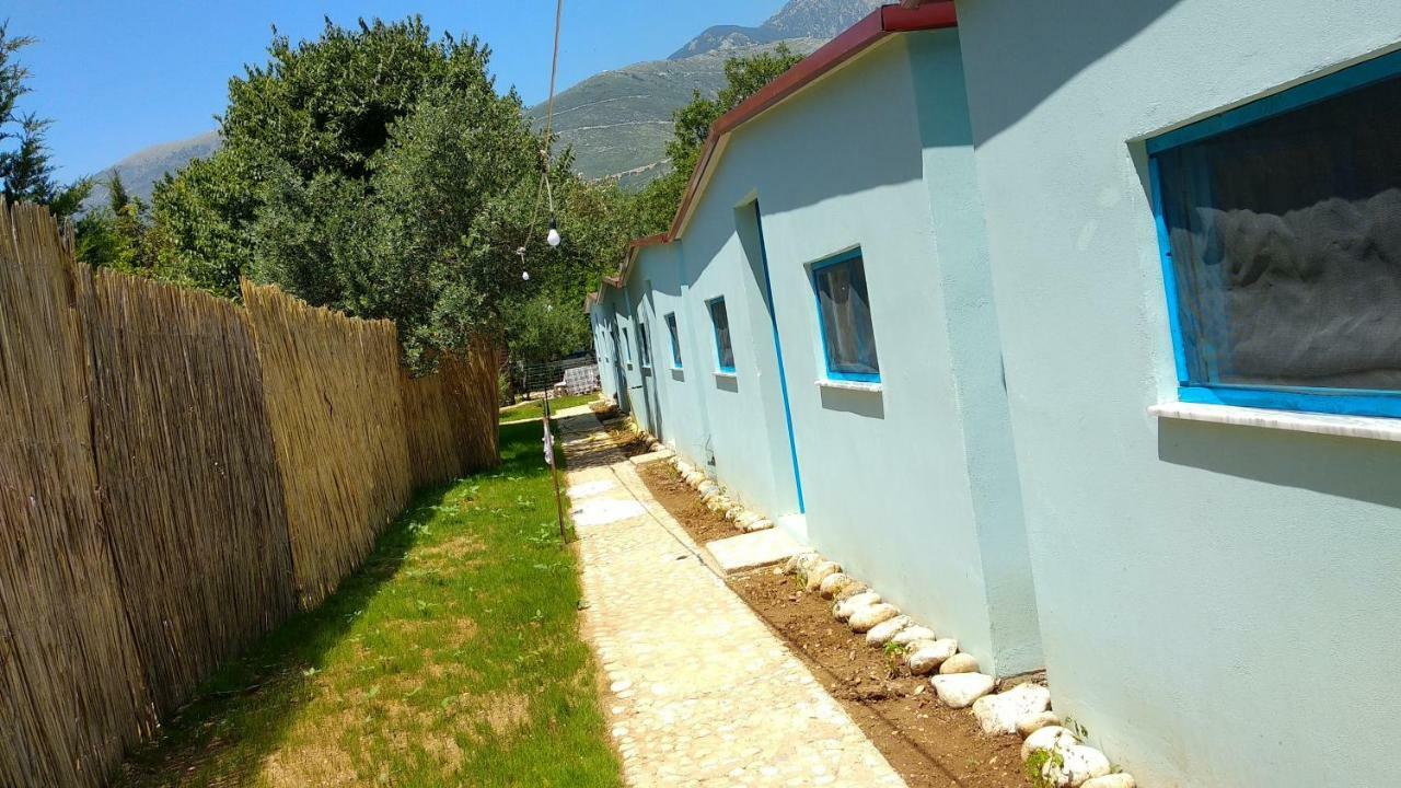 Glamping Rooms At The Sea Turtle Dhërmi Kültér fotó